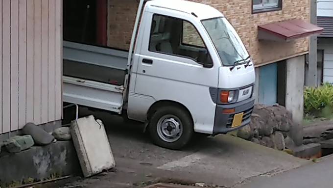 田舎暮らしに軽トラと軽バンどっちがいい 農業するなら軽トラが必要かも そだてるブログ